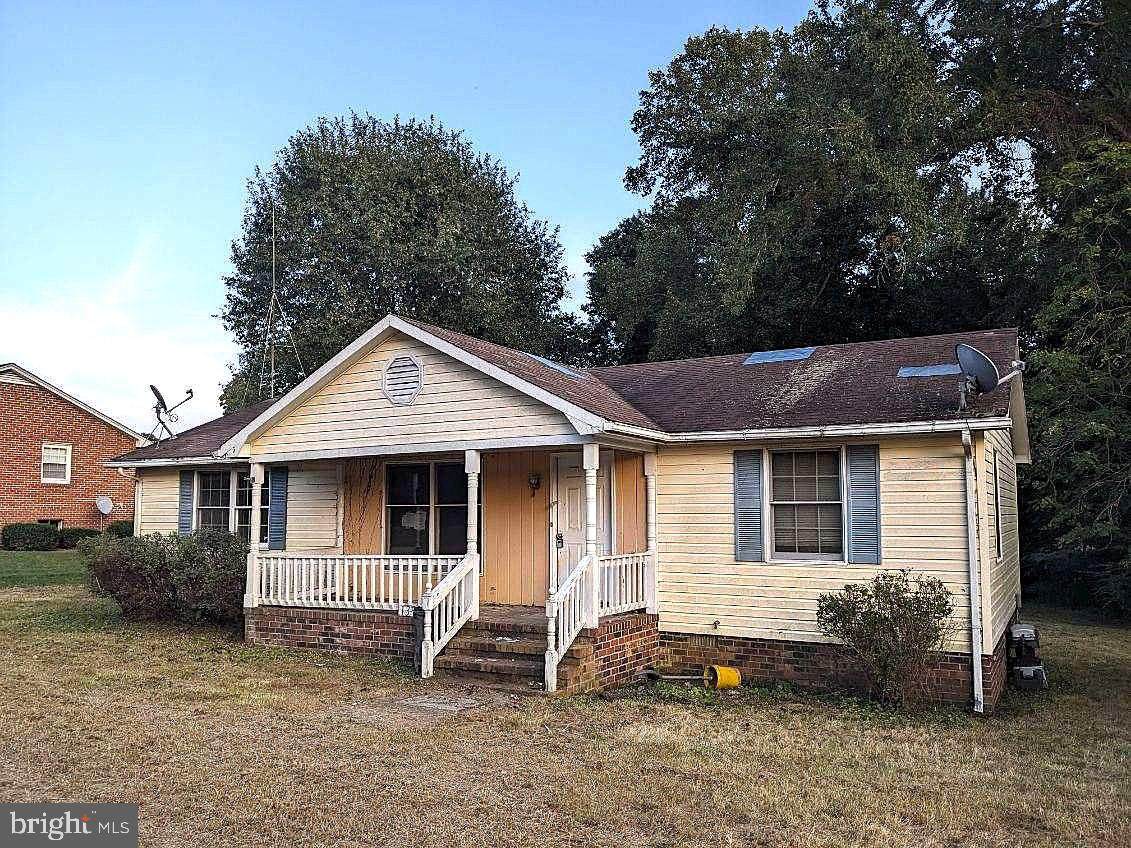 139 Monroe Street - Photo 1