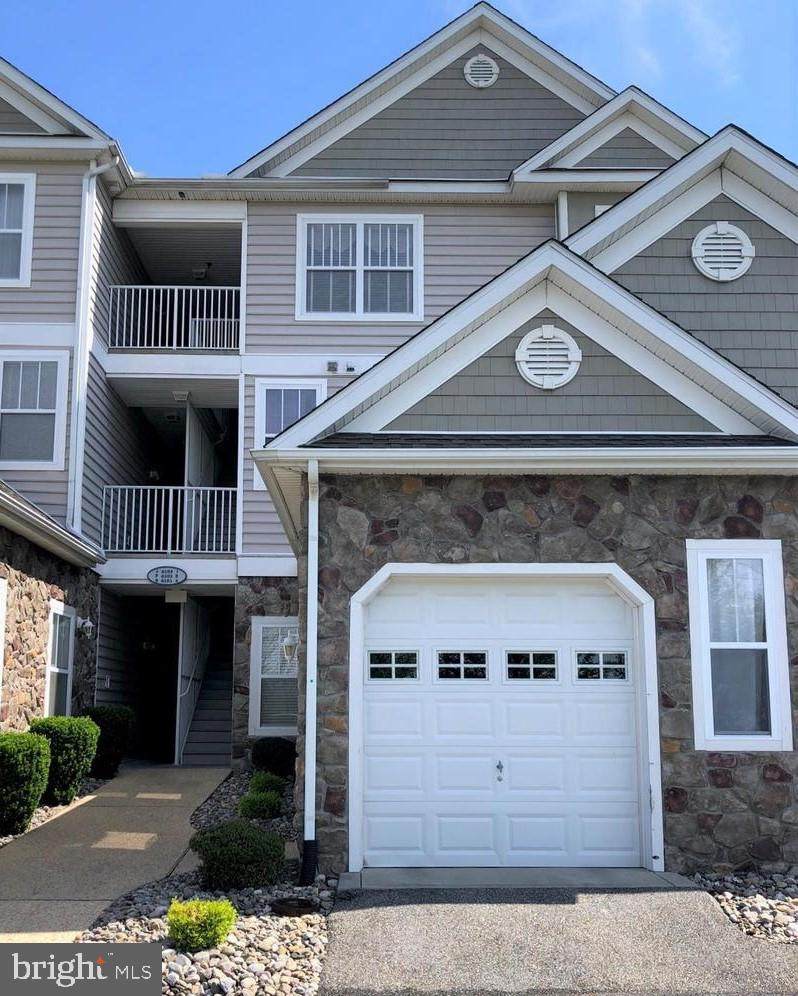 4102 Summer Brook Way - Photo 1