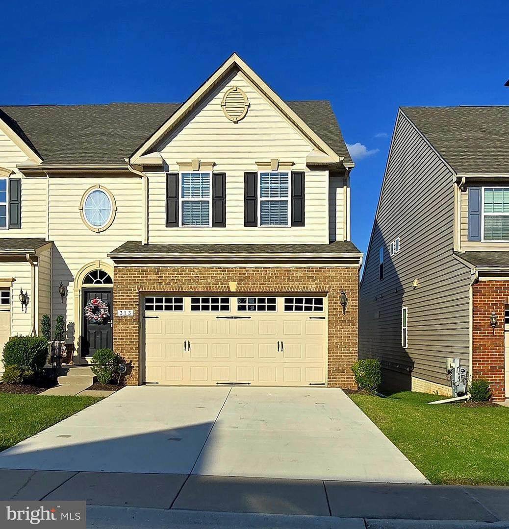 313 Lennox Drive - Photo 1