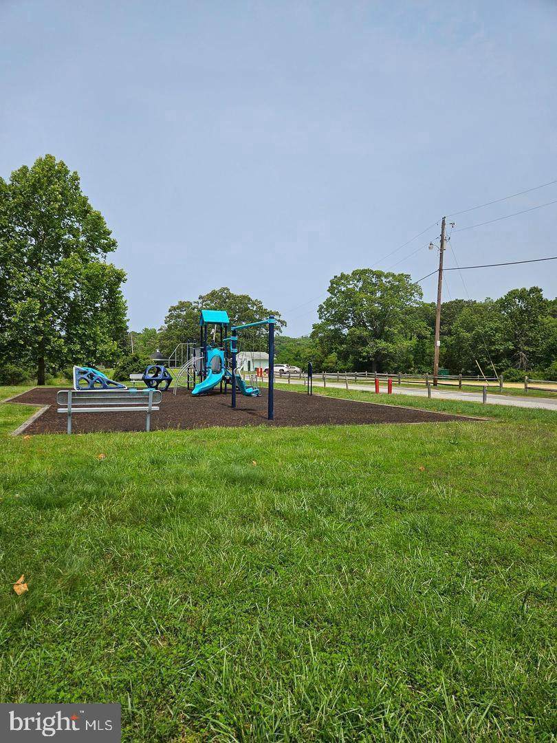 https://bt-photos.global.ssl.fastly.net/brightmls/orig_boomver_1_804179025798-2.jpg