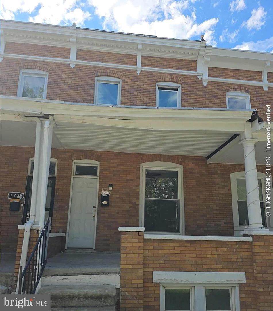 1713 30TH Street - Photo 1