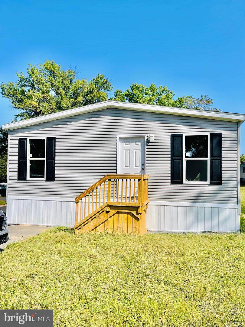 86 Cherokee Avenue - Photo 1