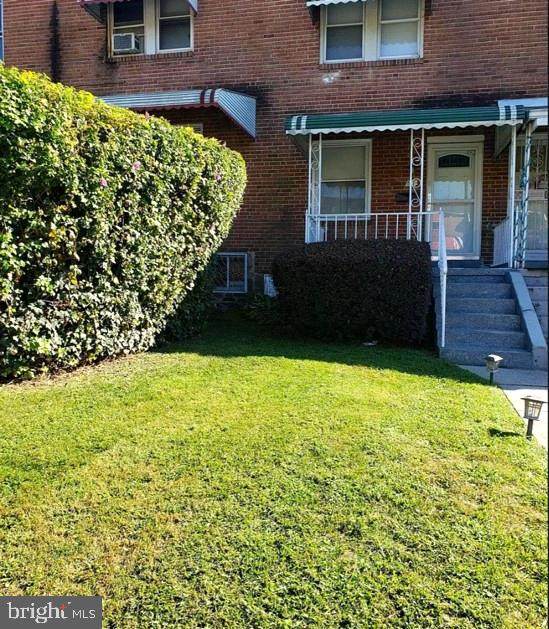 811 E Coldspring Lane - Photo 1