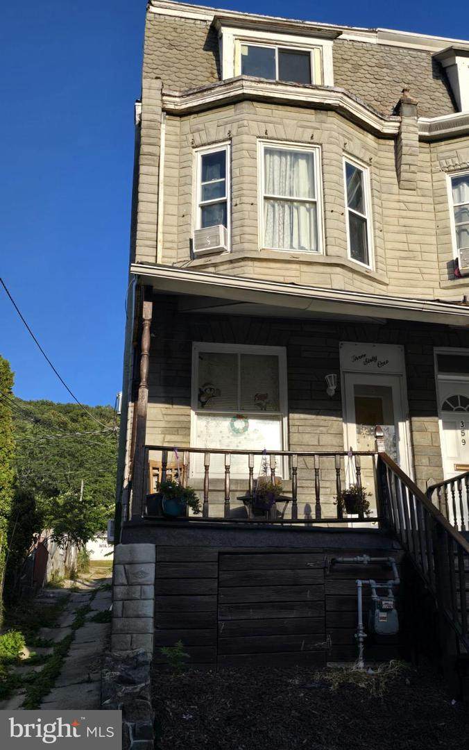 361 Linden Street - Photo 1