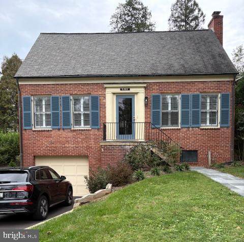 5303 Glenwood Road - Photo 1