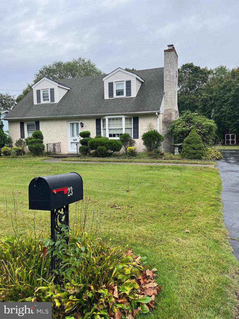 23 Genova Avenue - Photo 1