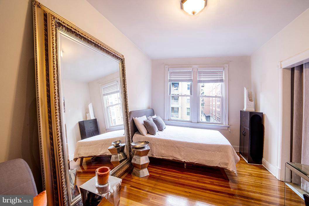 1121 24TH Street - Photo 1