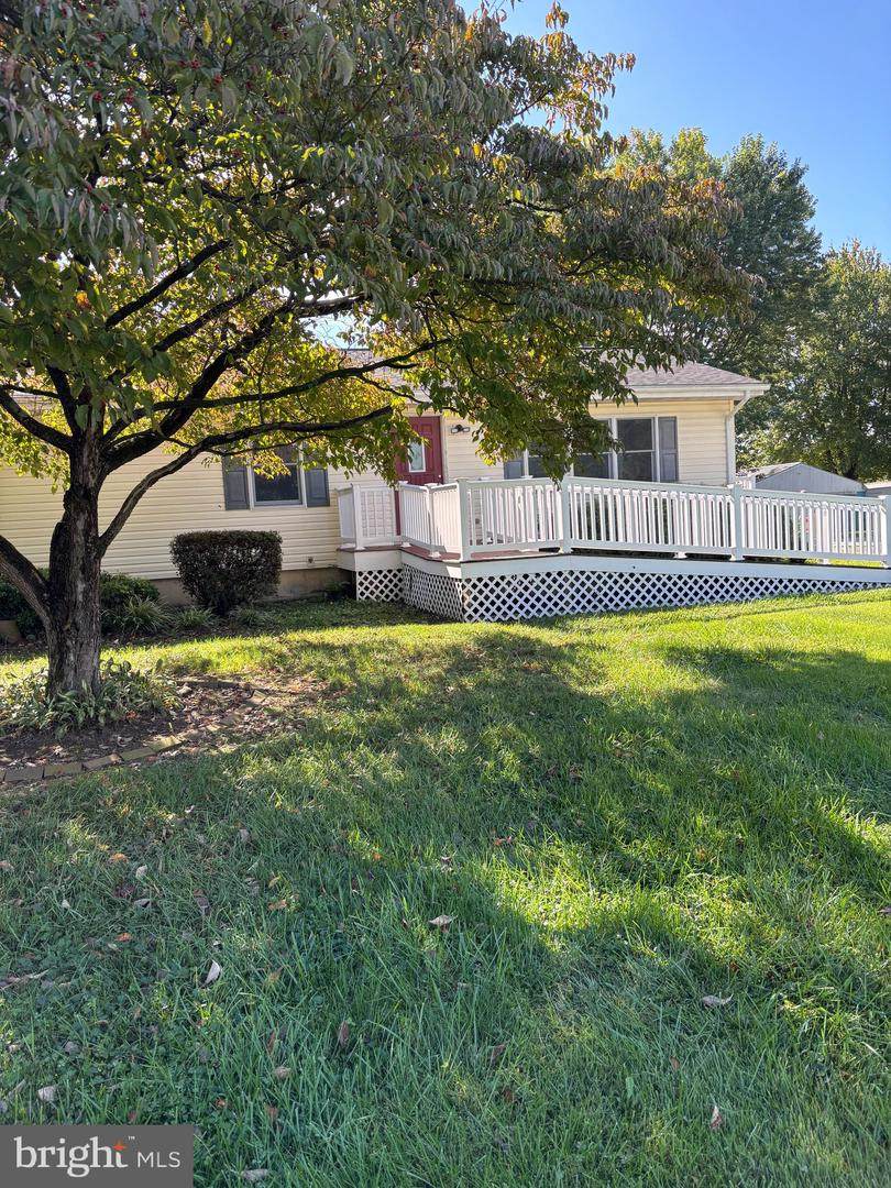 1072 Calvert Road - Photo 1