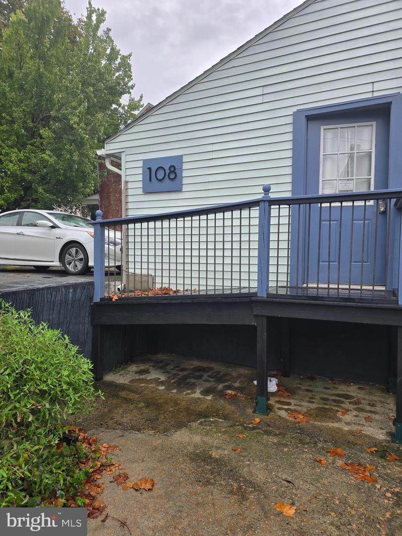 108 Crystal Street - Photo 1