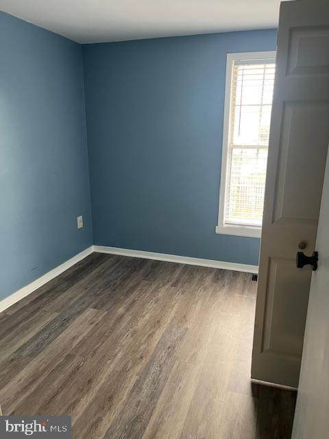 1547 Iris Court - Photo 1