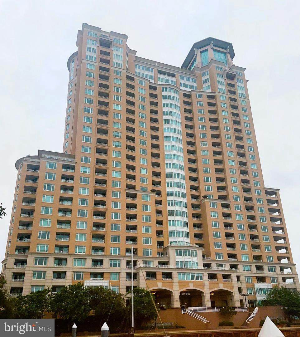 100 Harborview Drive - Photo 1