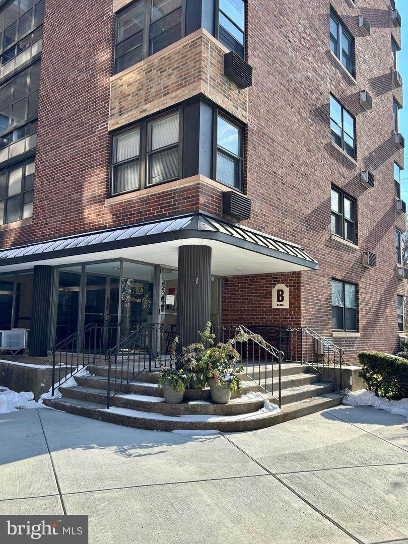 80 Baltimore Avenue - Photo 1