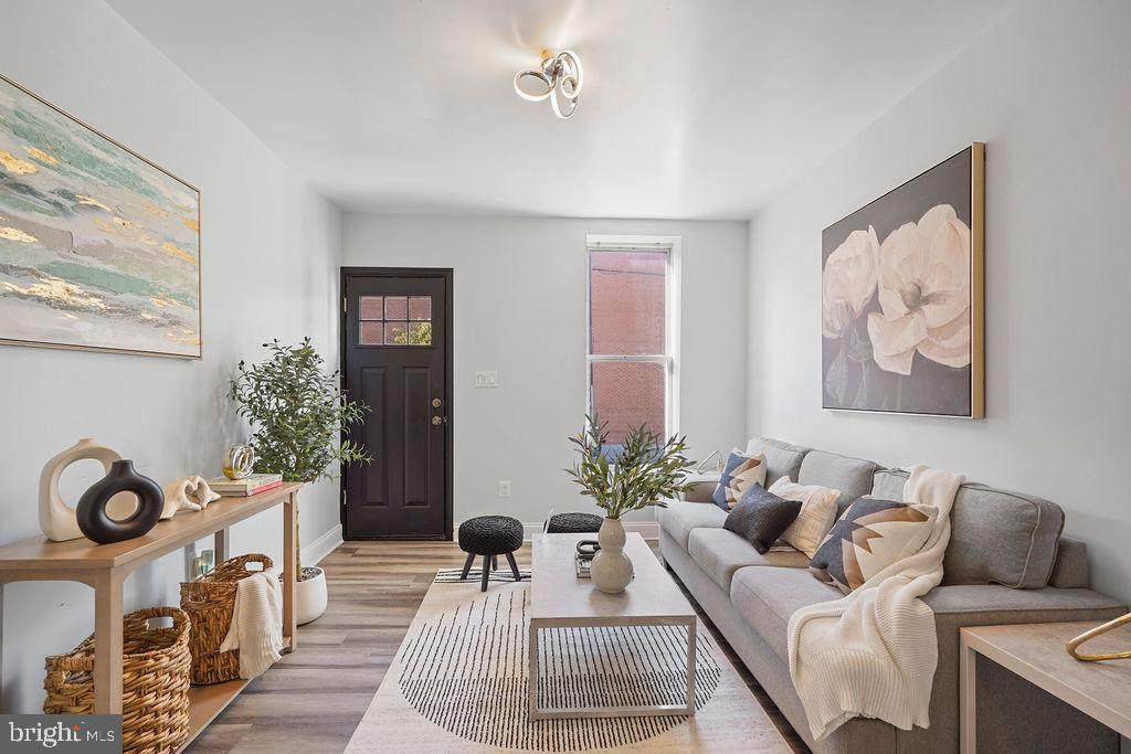 1337 Ward Street - Photo 1