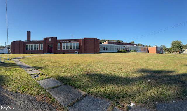 21 School St - Photo 1