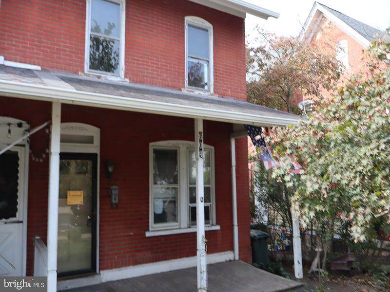 604 Walnut Street - Photo 1