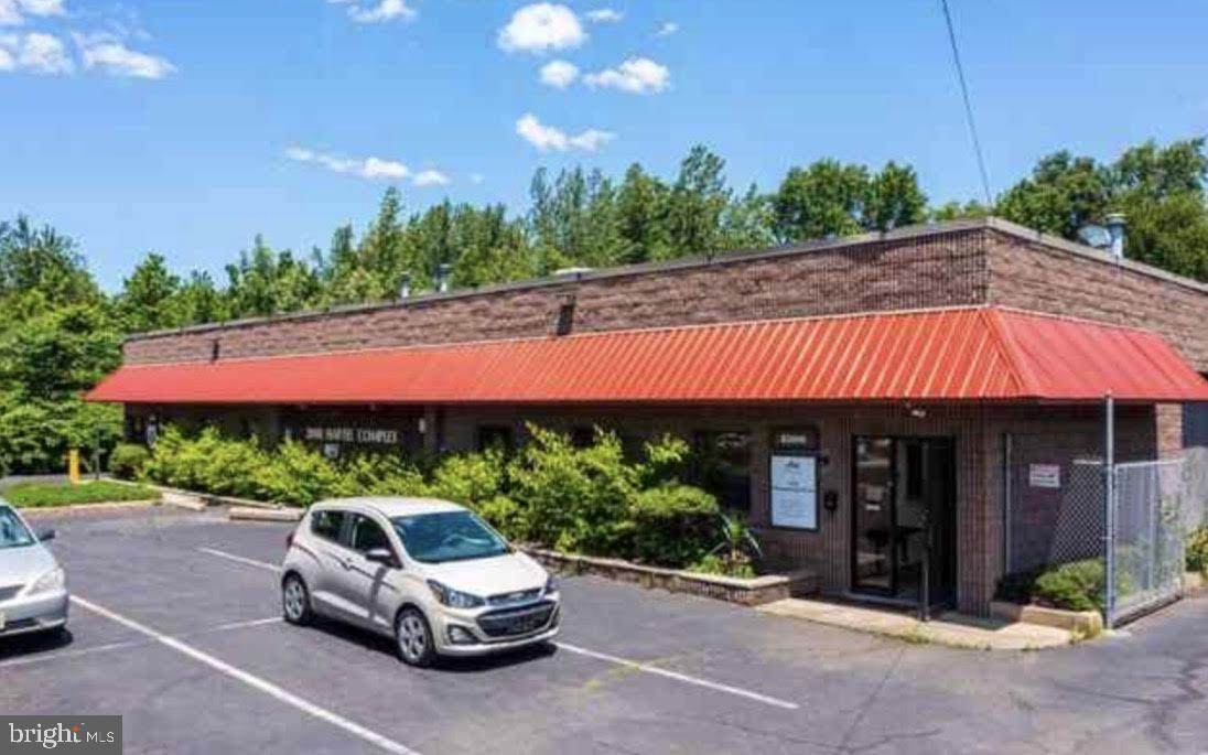 2000 Hartel Avenue - Photo 1