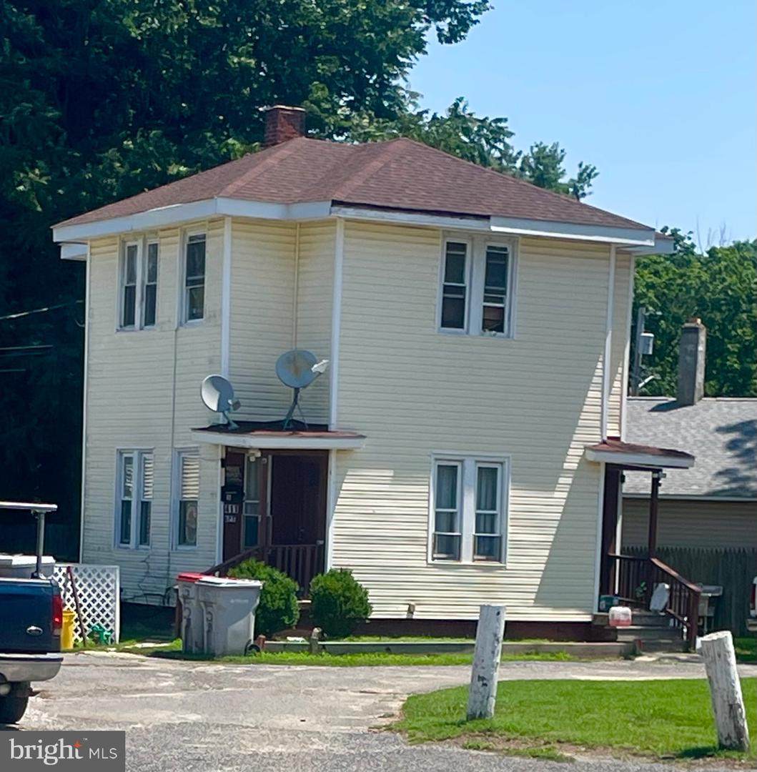 411 East Avenue - Photo 1