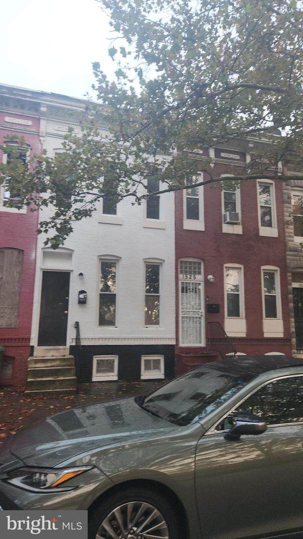 1523 Clifton Avenue - Photo 1