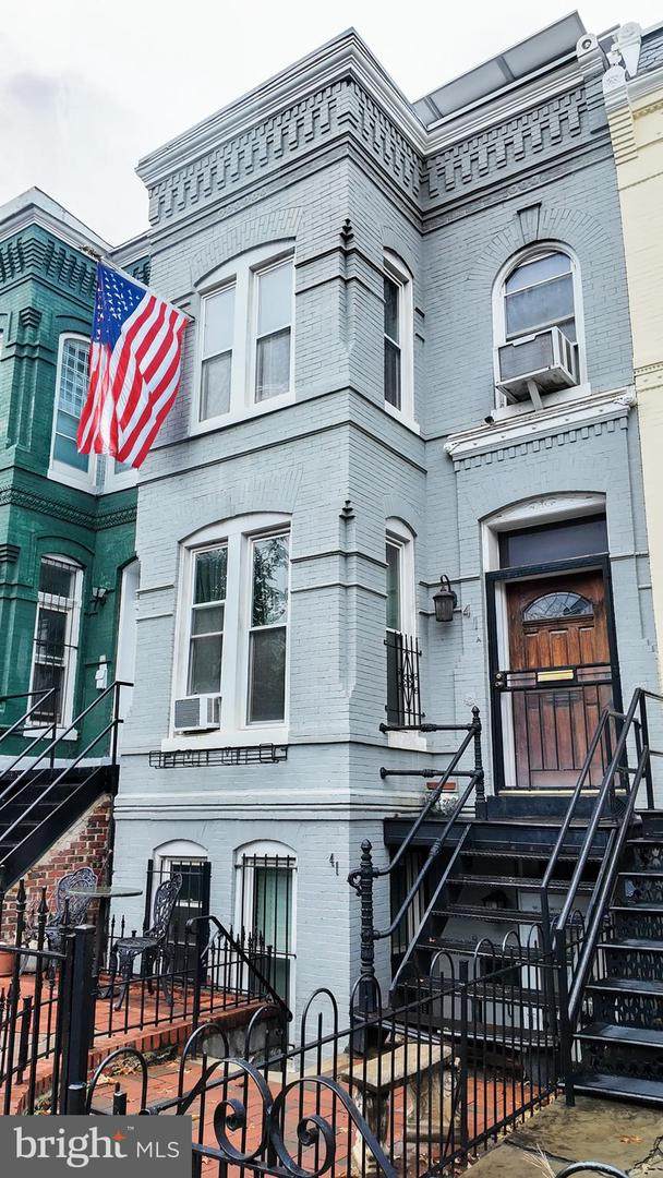 41 New York Avenue - Photo 1