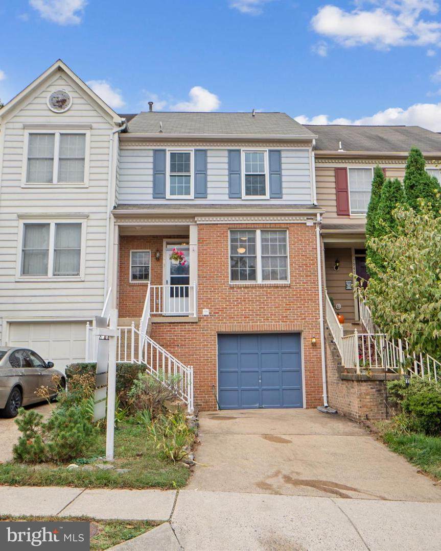 7945 Blue Gray Circle - Photo 1