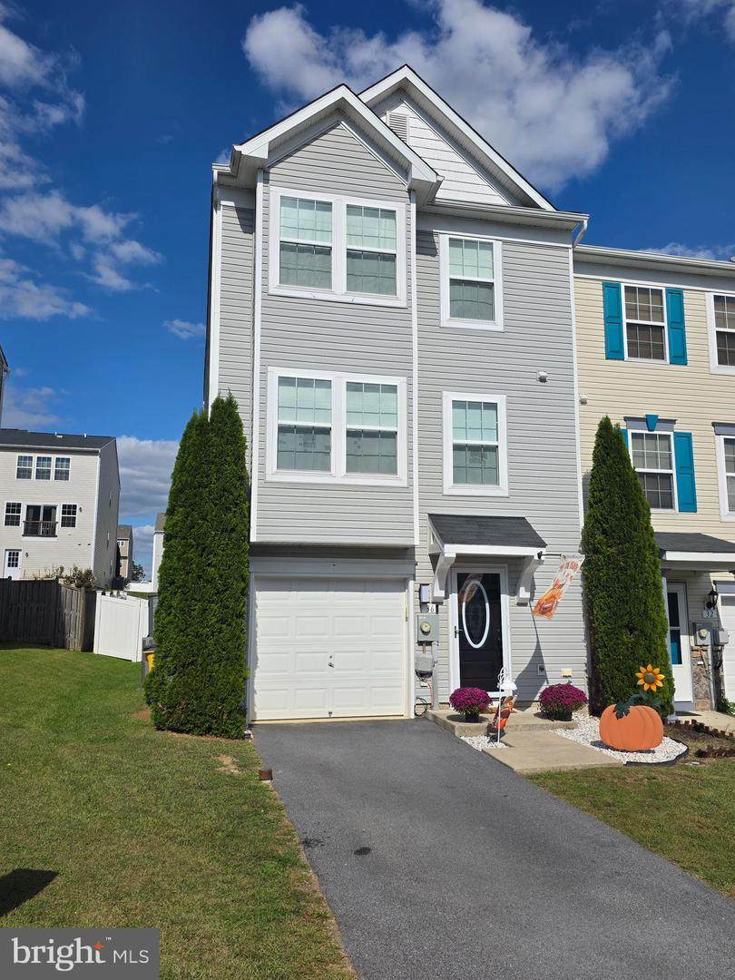 36 Ventura - Photo 1