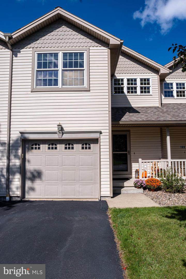 107 Augusta Drive - Photo 1