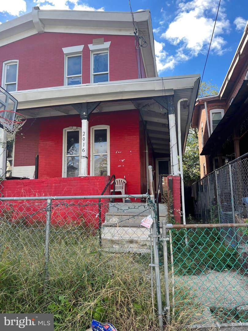 2016 Madison Street - Photo 1