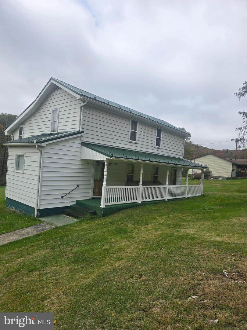 11119 Hill Side Drive - Photo 1