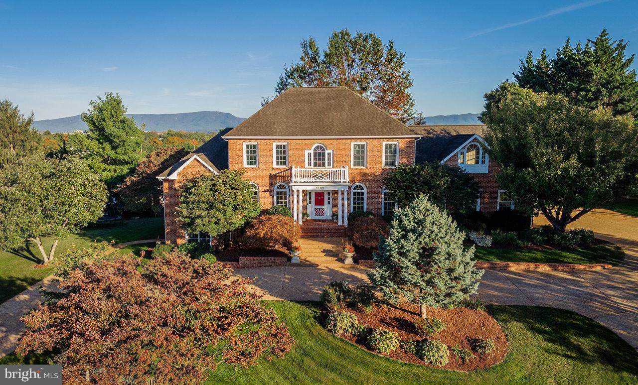 1880 College Avenue - Photo 1