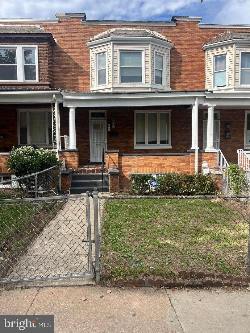 2026 Wolfe Street - Photo 1