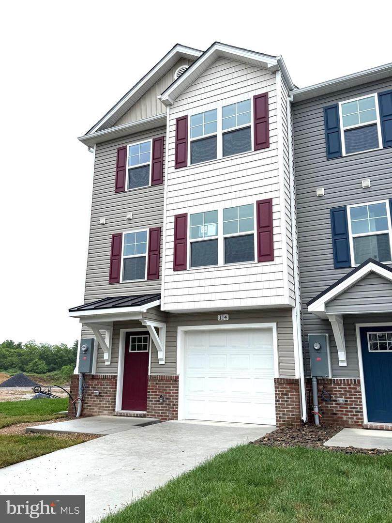 131 Olga Drive - Photo 1