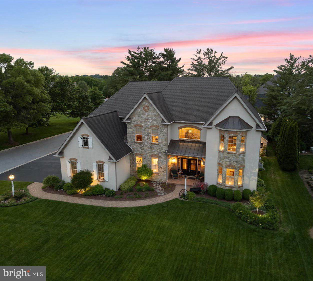 708 Goose Neck Drive - Photo 1