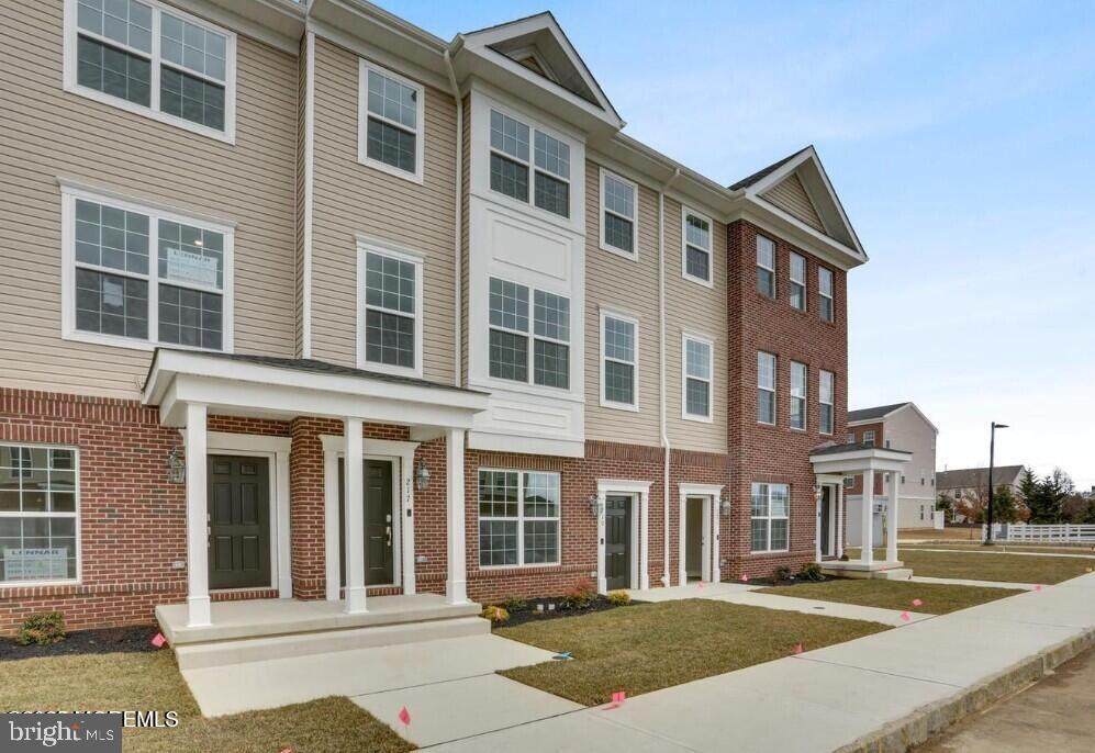 211 Kramer Court - Photo 1