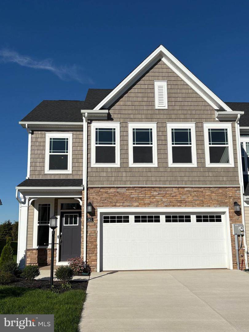 141 Grand Overlook Drive - Photo 1