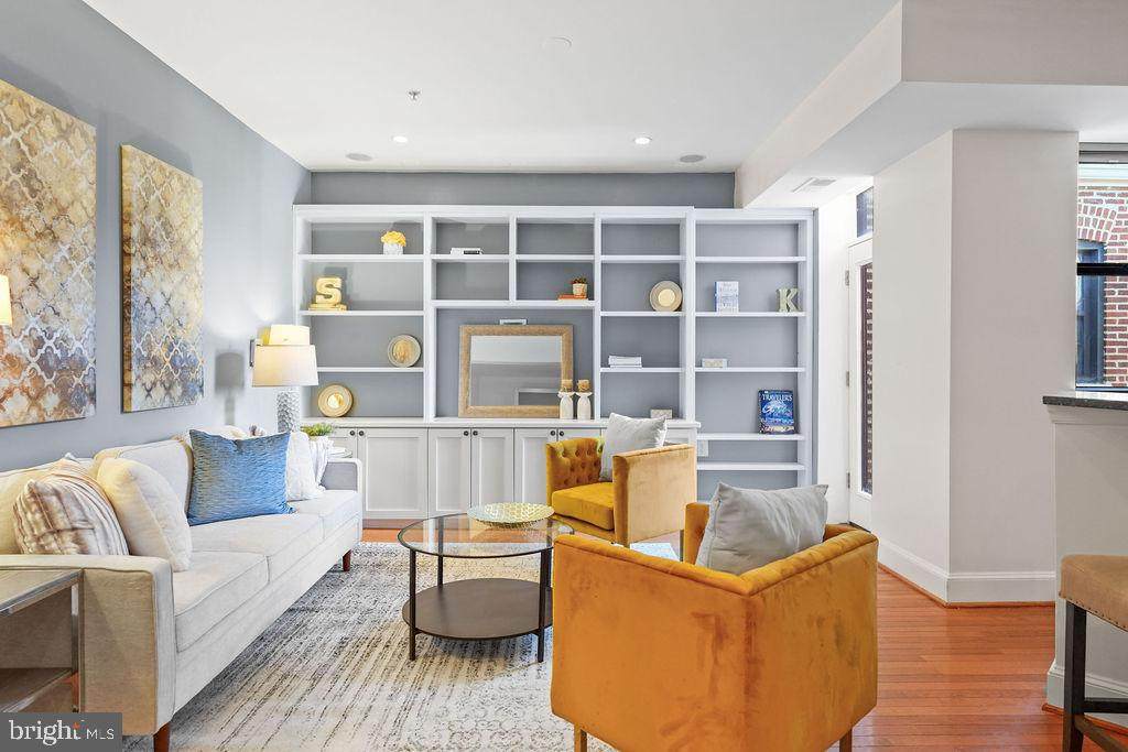 1419 Clifton Street - Photo 1