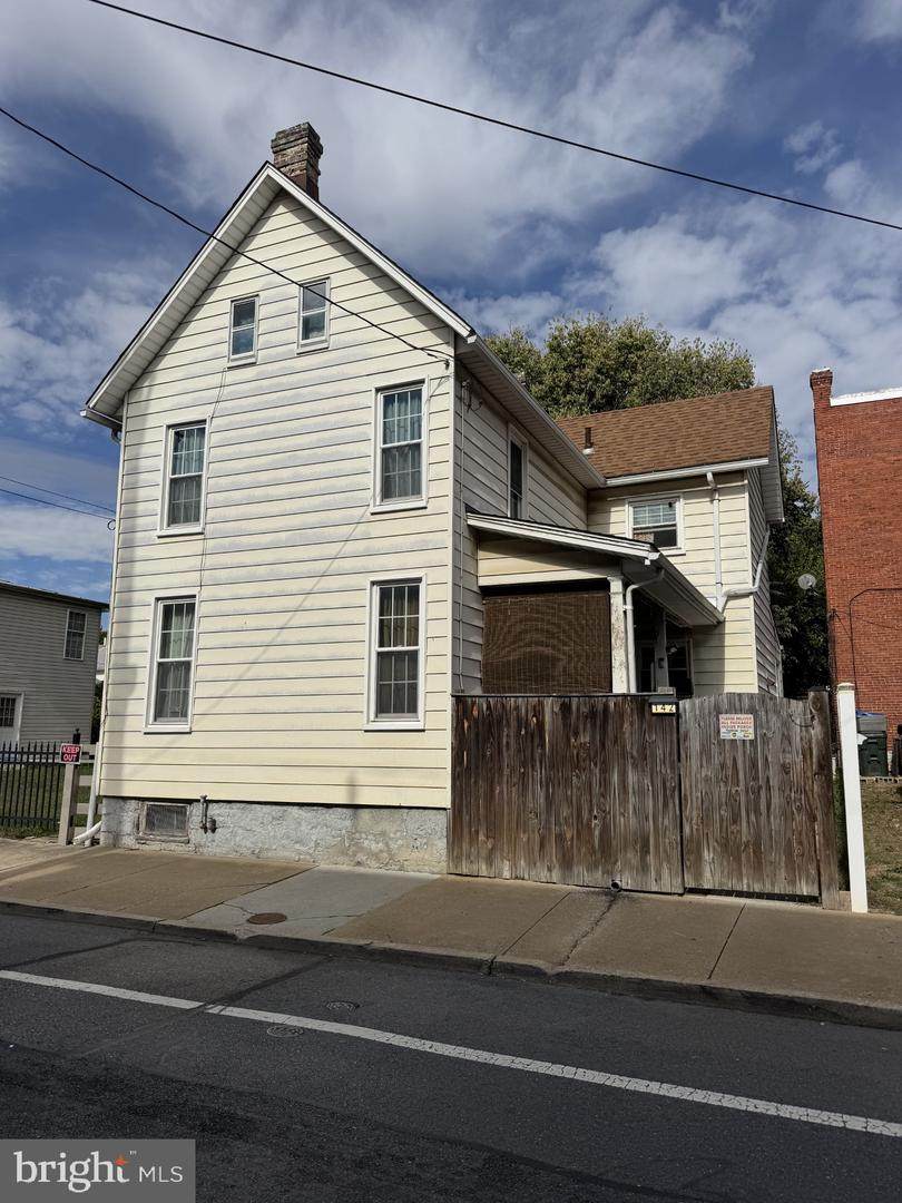 142 East Avenue - Photo 1