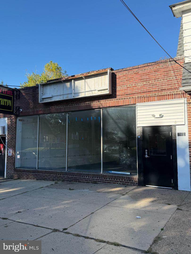 2903 Edgmont Avenue - Photo 1