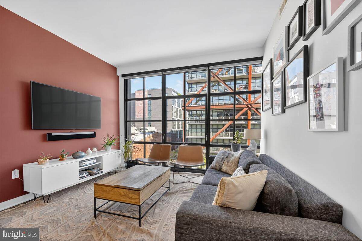 2030 8TH Street - Photo 1