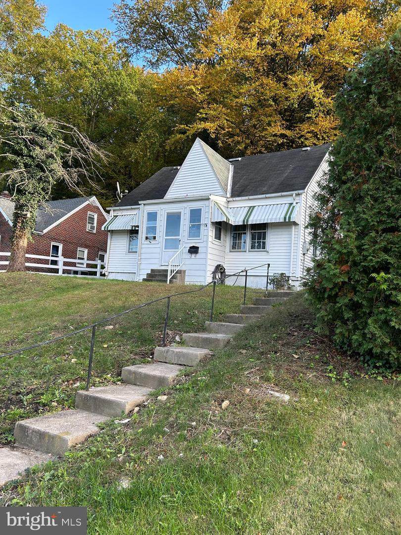 2638 Fairview Avenue - Photo 1