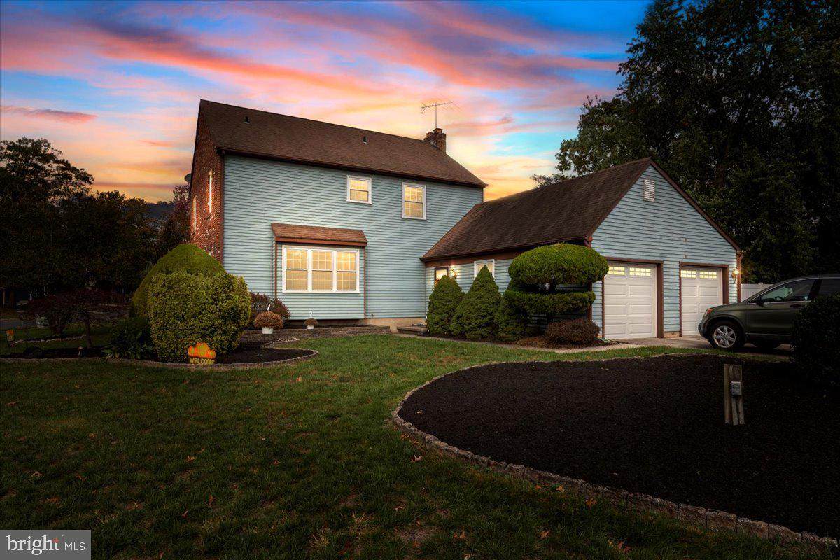 68 Sturbridge Drive - Photo 1