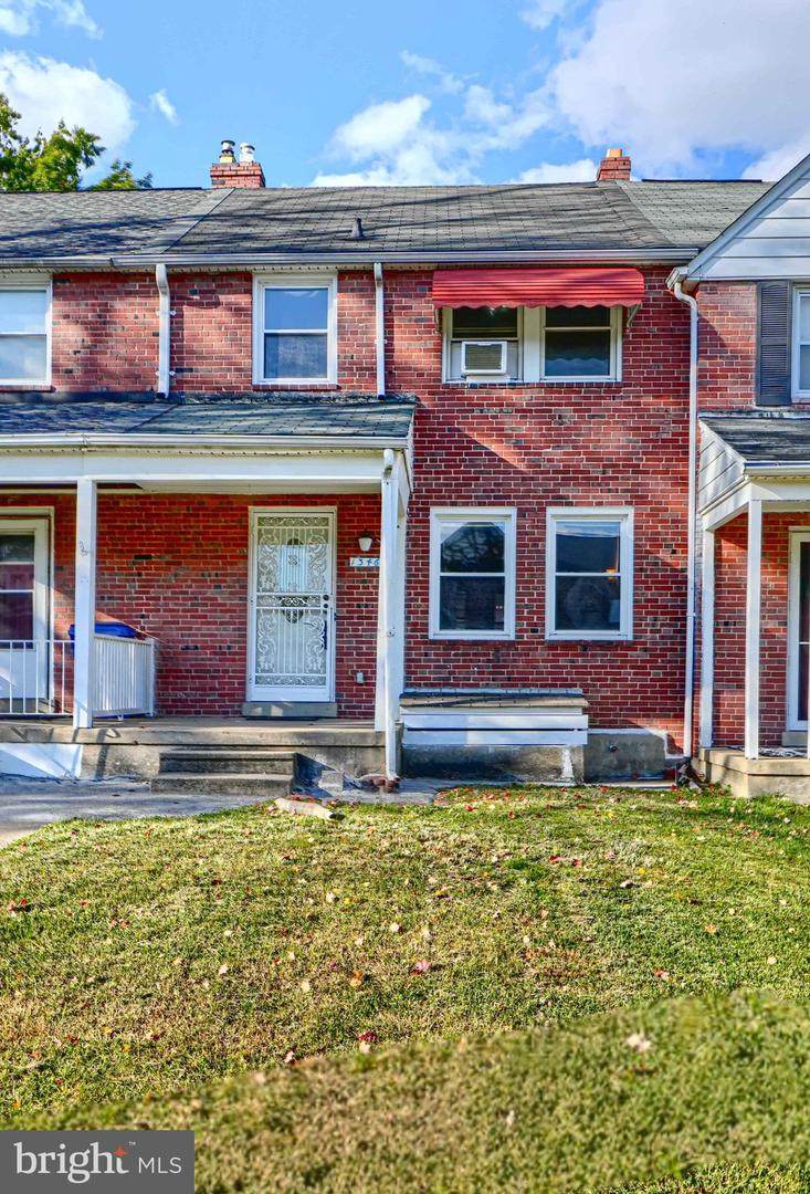 1346 Pentwood Road - Photo 1