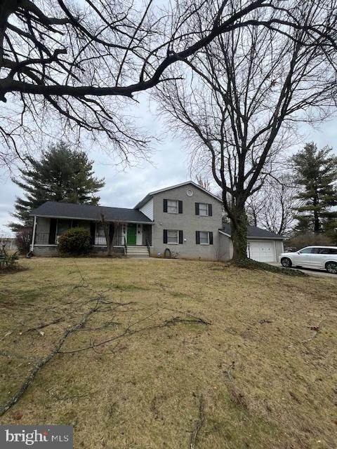 10038 Pleasant View Drive - Photo 1