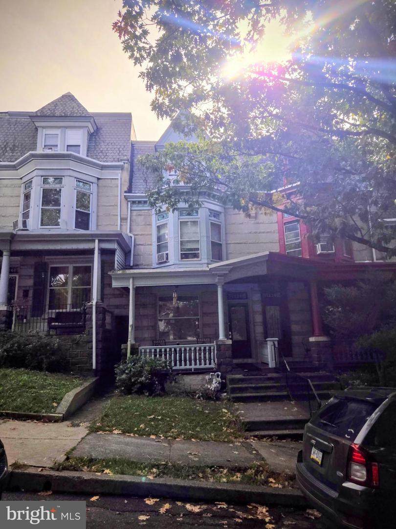 1238 Eckert Avenue - Photo 1