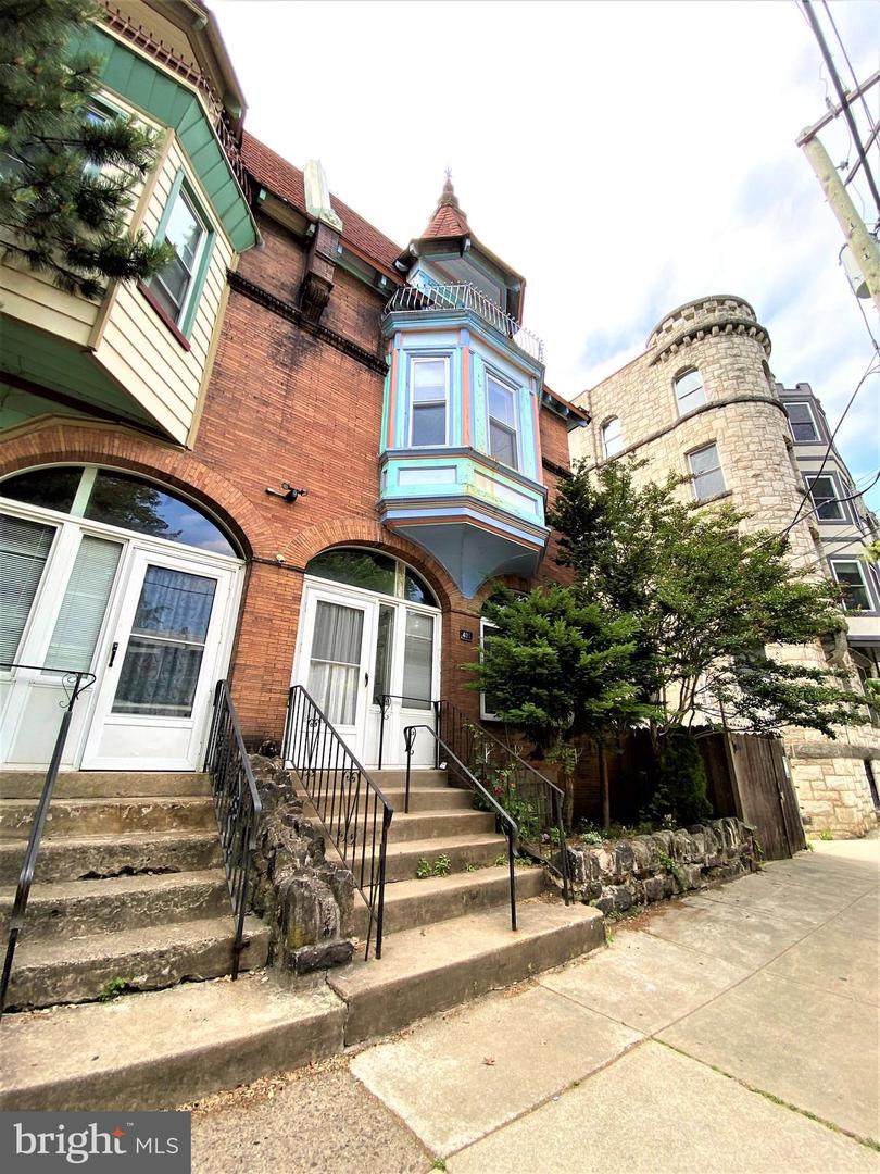 406 45TH Street - Photo 1