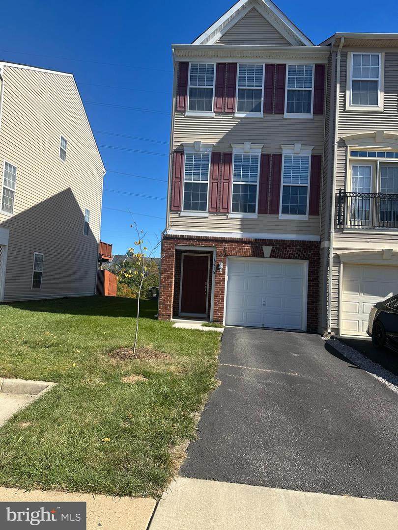 15715 John Diskin Circle - Photo 1