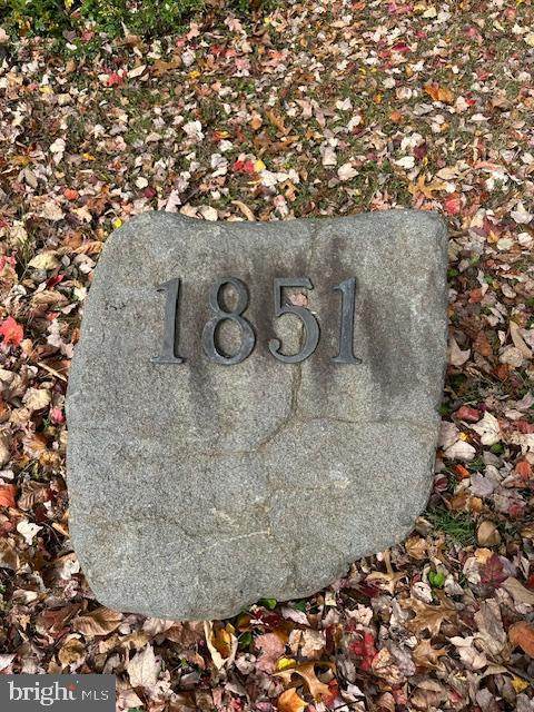 1851 Stuart Road - Photo 1