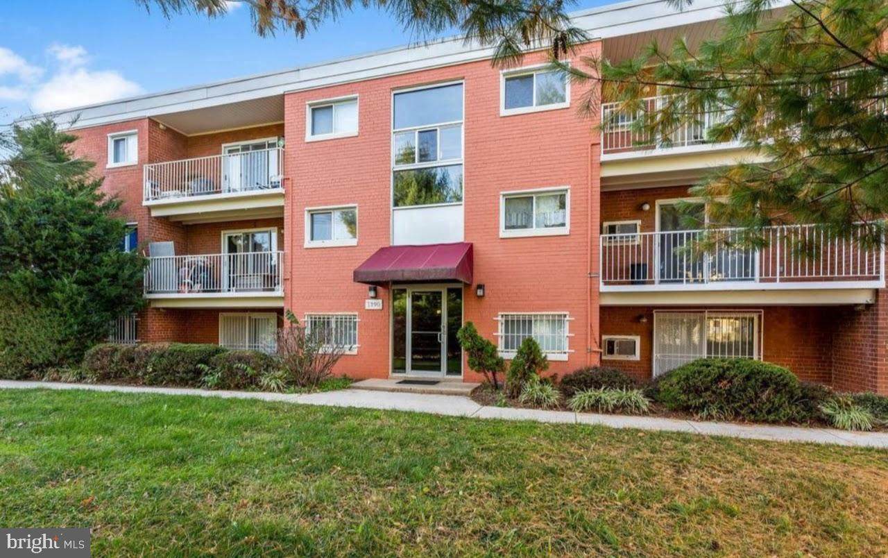 1390 Bryant Street - Photo 1