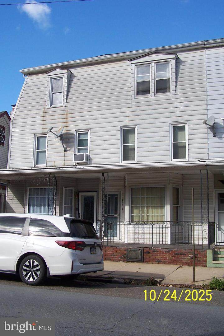 311 Broad Street - Photo 1