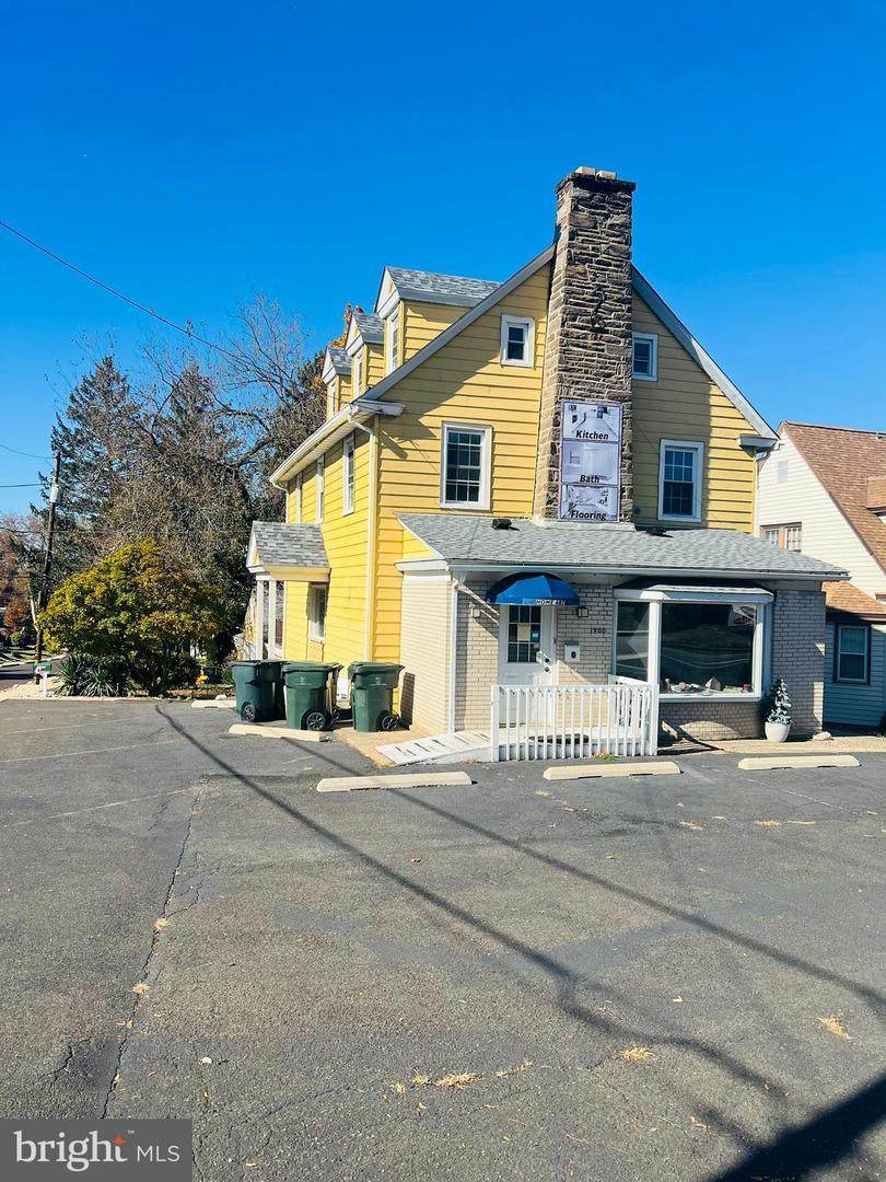 1900 Old York Road - Photo 1