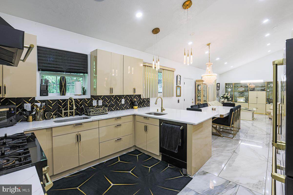 3111 Parkington Avenue - Photo 1